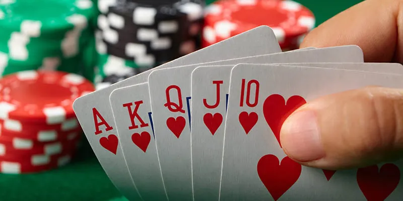 Khái quát chung về các thứ hạng tay bài poker